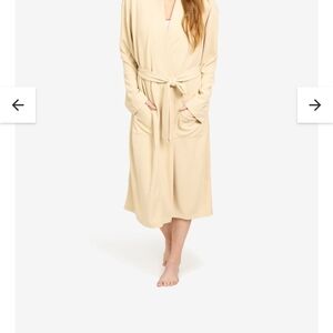 Line & Dot Cream Tie-Waist Midi Robe with Patch Pockets